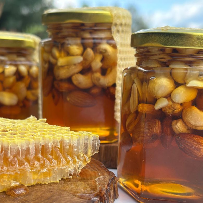 Chitrali Honey Gift Pack | Natural Honey Gift Box from Chitral